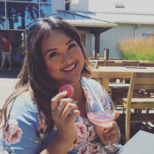 Meet your Posher, Mayra